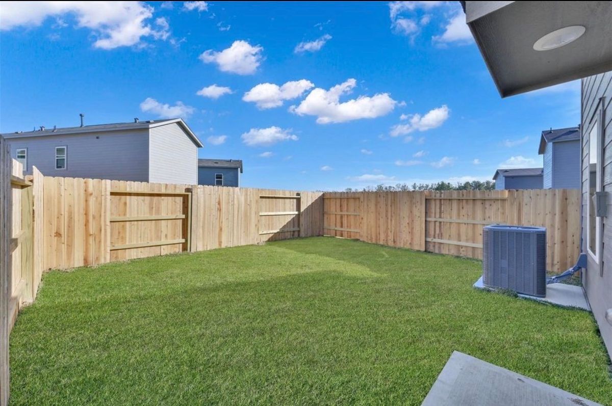 Photo - 18243 Via Aurelia Dr