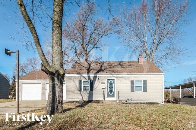Building Photo - 3106 NE 56th St Rental