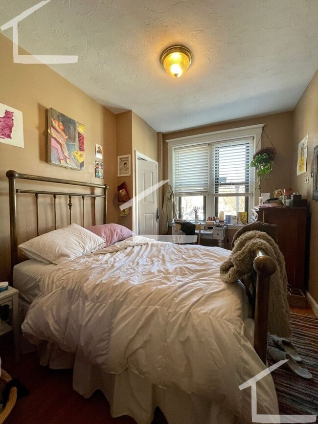 Photo - Spacious Modern unit in Allston available 9/1/26