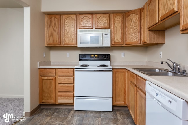 Photo - 7016 Weimer Rd