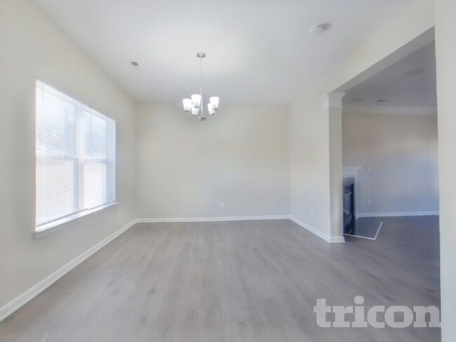 Photo - 1208 Ballina Way