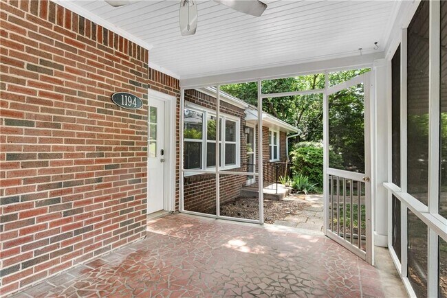 Photo - 1194 Spring Valley Ln NE