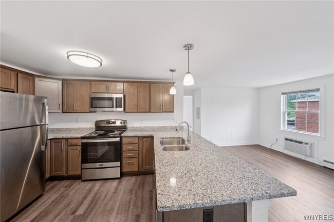 Photo - 1357 Millersport Hwy