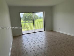 Photo - 5100 SW 90th Ave Unidad #02078811AL