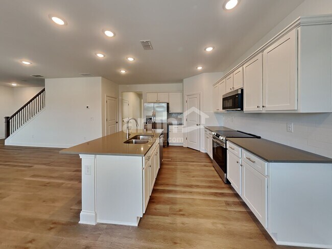 Photo - 1335 Soapstone Rd