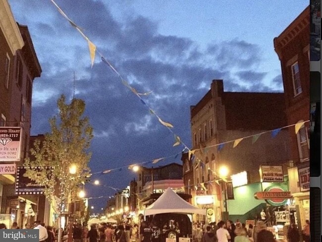 Photo - 200 Lombard St Unit 643