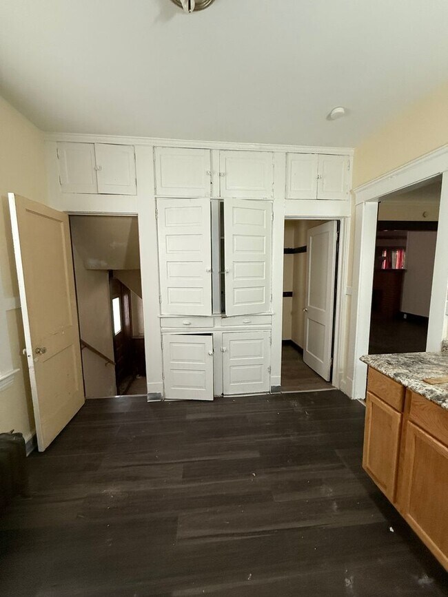 Photo - 1519-1525 Clark Ave Unit 1521 CLARK AVE