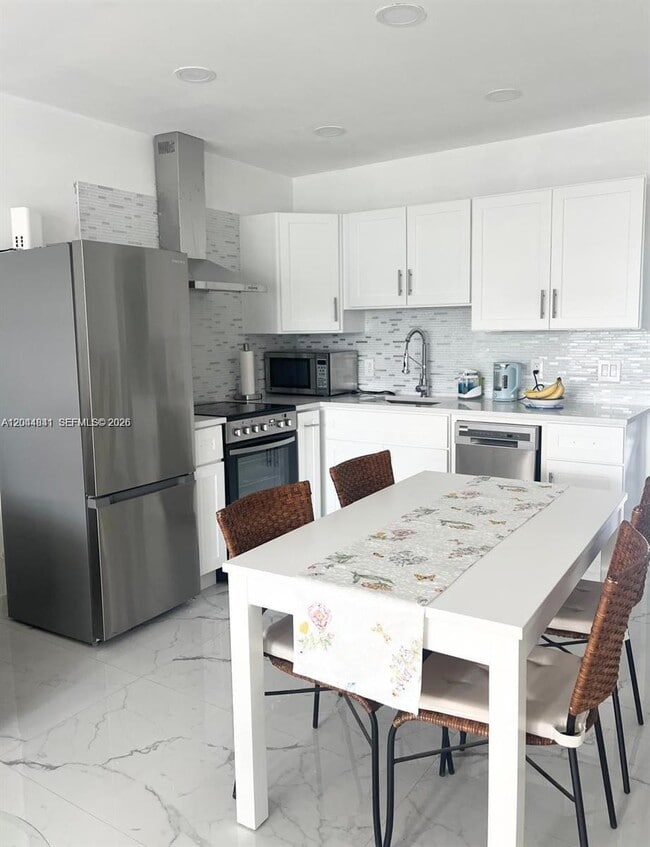 Photo - 340 Oakridge S Unit 340