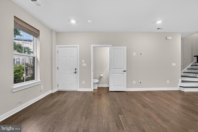 Photo - 13246 Lake Woodland Way