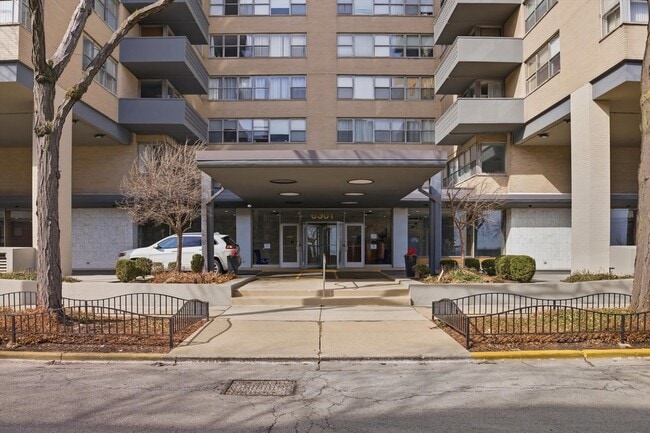 Photo - 6301 N Sheridan Rd Unit 3M