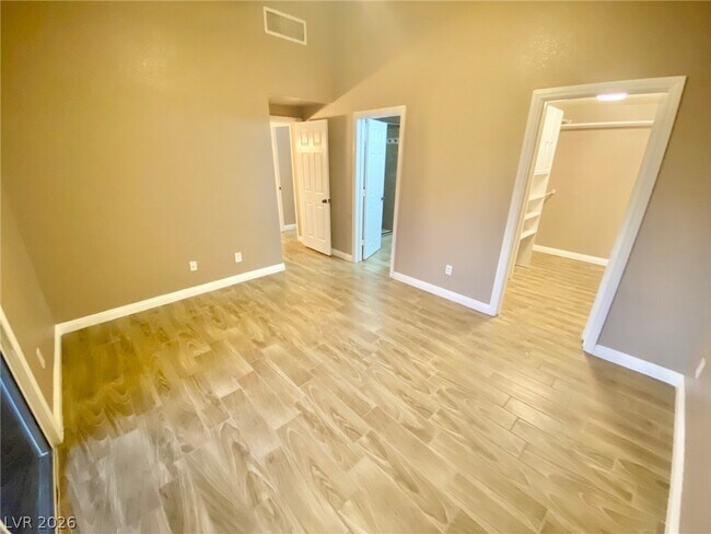 Photo - 2000 Turquoise Ridge St Unit 204