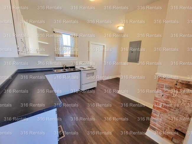 Photo - $1195 - 3 bed 1 bath - Single Family Home