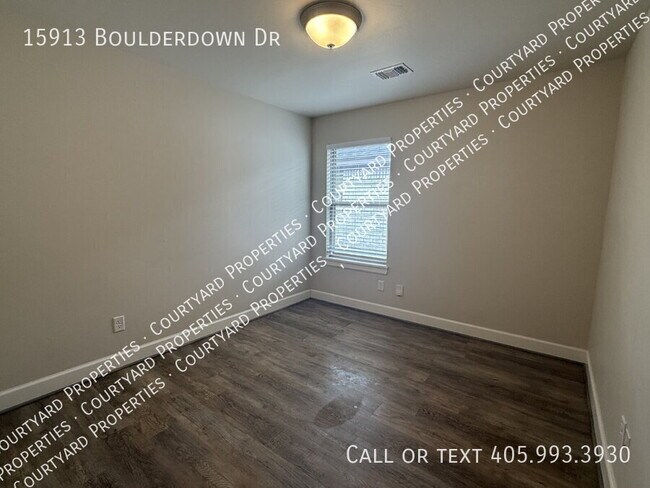 Photo - 15913 Boulderdown Dr