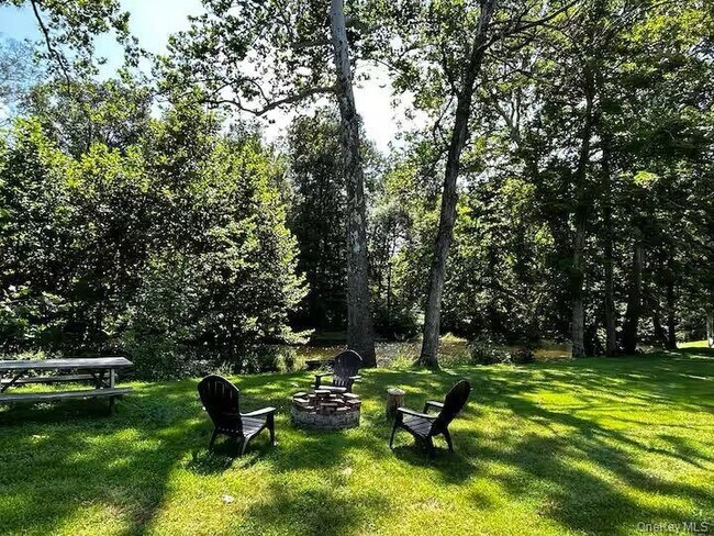 Photo - 222 Hurley Rd