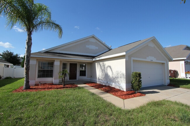 Photo - 210 Garberia Dr