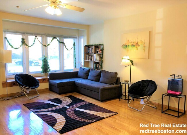 Photo - 29 Sutherland Rd Unit B