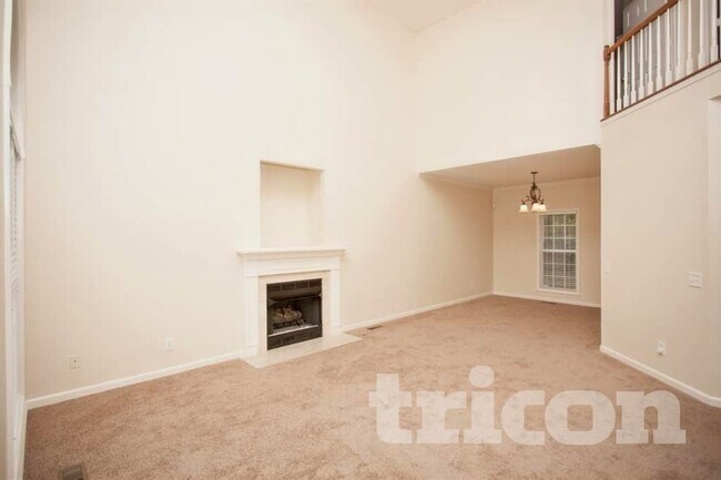 Photo - 2315 Devonshire Dr