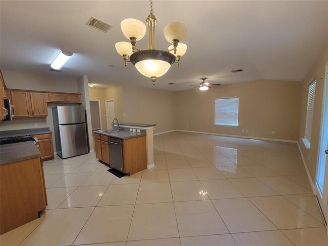 Photo - 3307 St Genevieve Dr