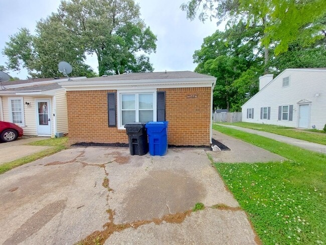 Photo - Beautiful Virginia Beach TownHome | 3BR, 2BA