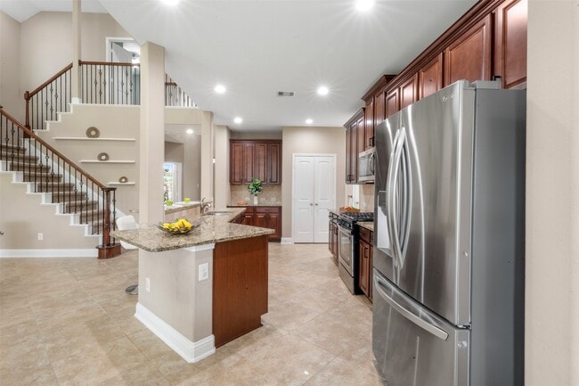 102 Blossom Terrace Ln