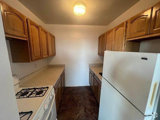 Building Photo - 2 bedroom in BRONX NY 10468 Unit D3 Rental