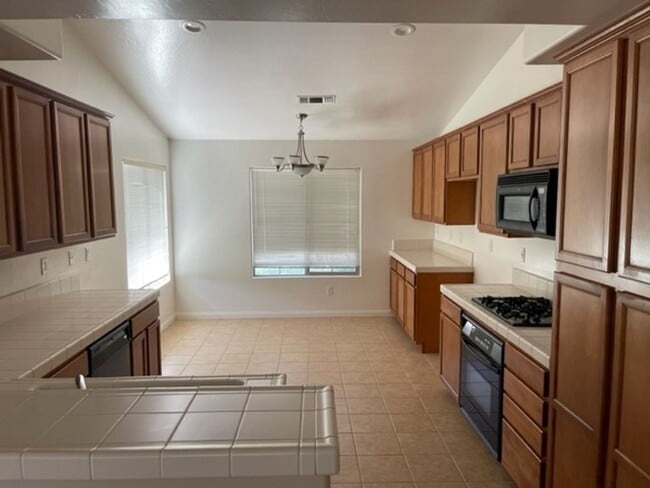 Photo - 104 Cedmont Dr