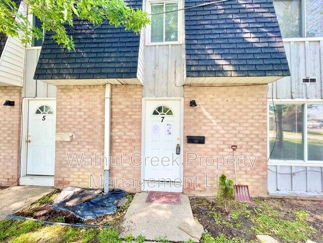 Photo - 5520 Beavercrest Dr Unit #7