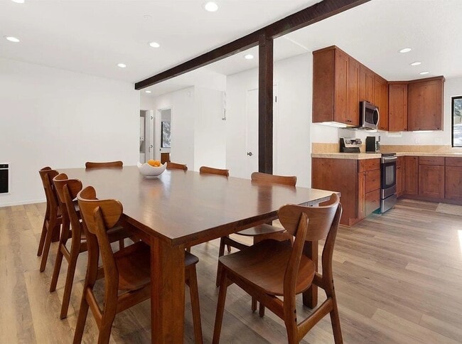 Photo - 383 Canyon Blvd