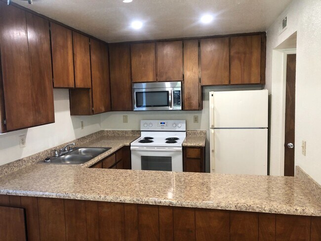 La Vista Apartments