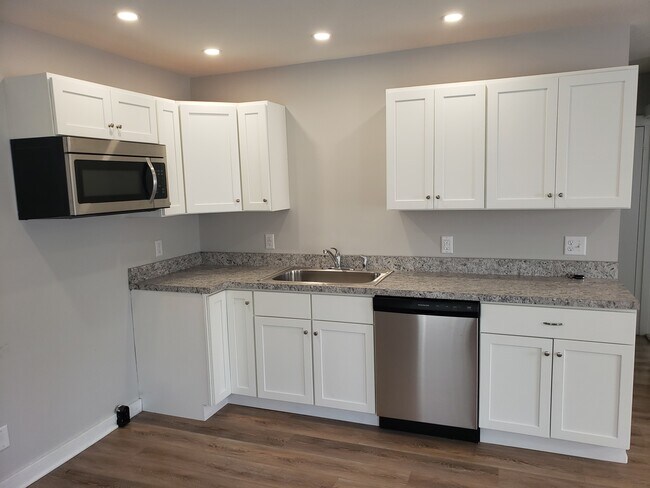 Photo - 205 N Jay St