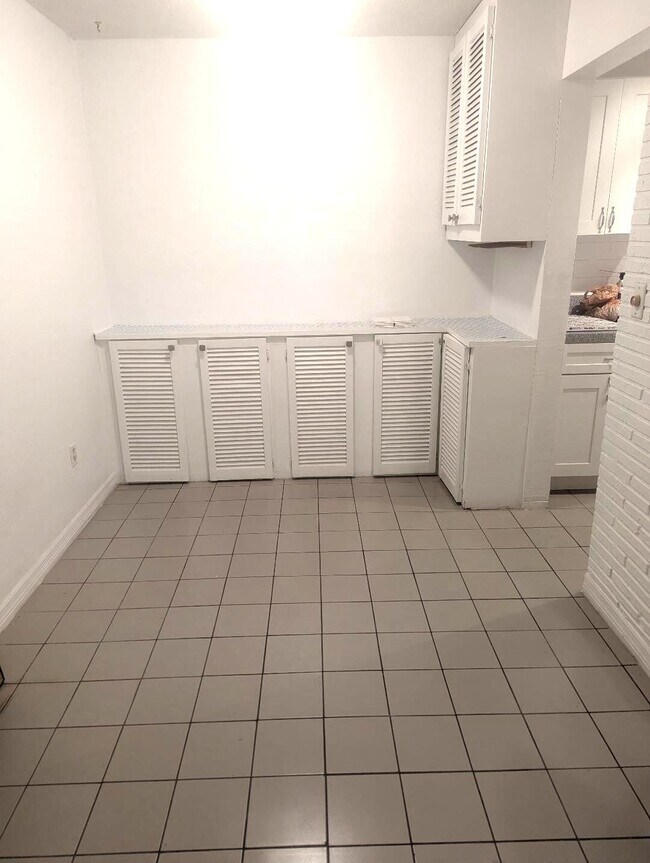 Photo - 20400 NW 7th Ave Unit 104