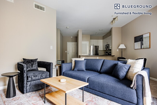 Photo - 25 S Oak Knoll Ave Unidad FL3-ID1315