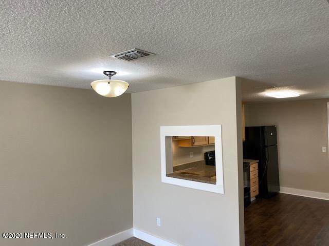 Photo - 2634 Gifford Ave