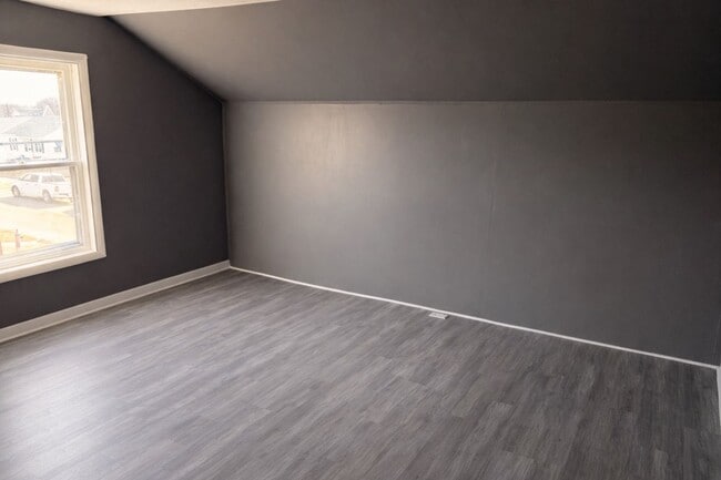 Photo - Large 3-Bedroom Home with Loft, Basement and 2-Car Garage!