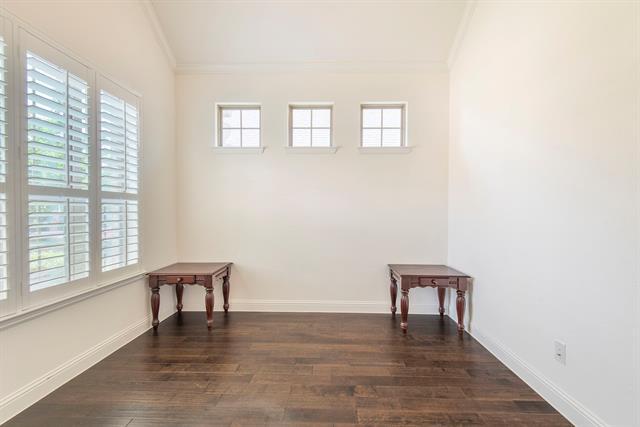 Photo - 861 Field Crossing