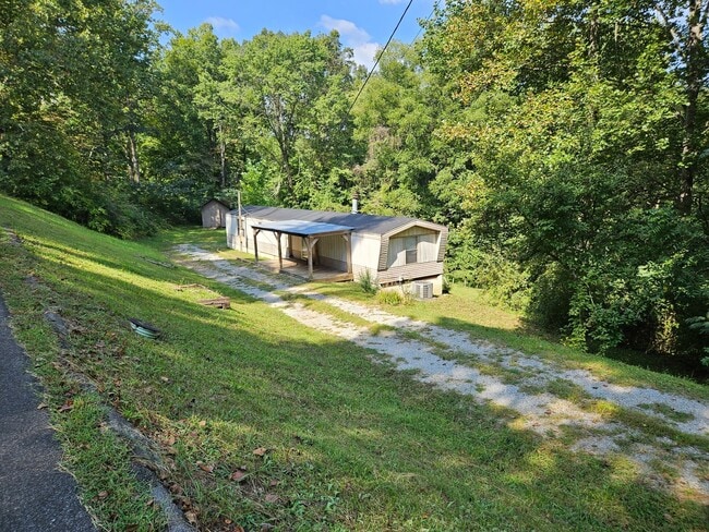 Photo - 8565 Pedigo Rd