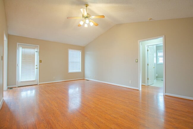 Photo - Three Bedroom Ranch!