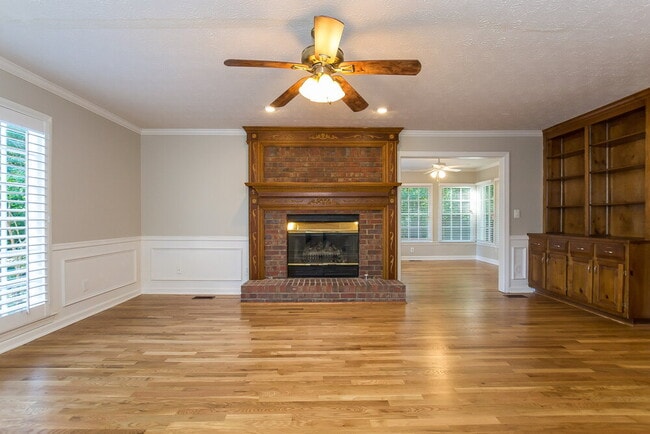 Photo - 1848 Kristen Mill Way