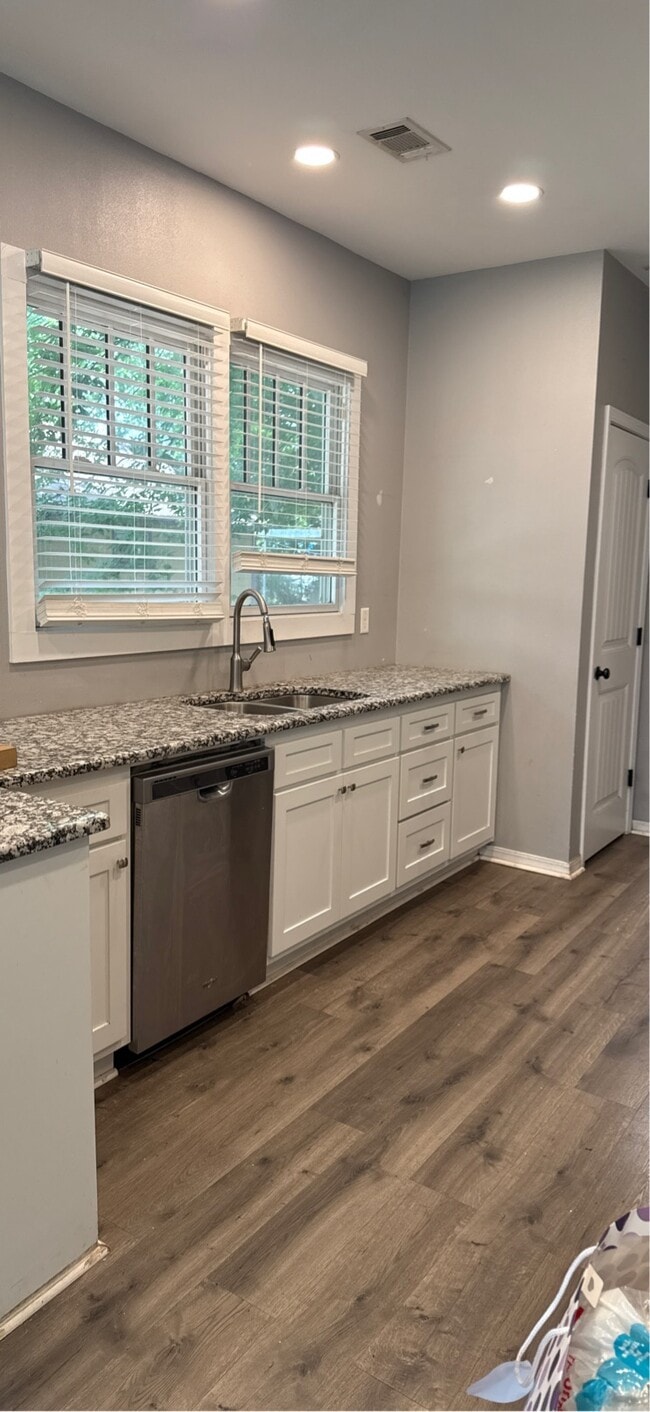 124 Melrose Cir