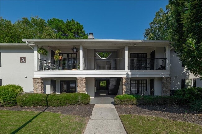 Building Photo - 1150 Collier Rd NW Unit A6 Rental