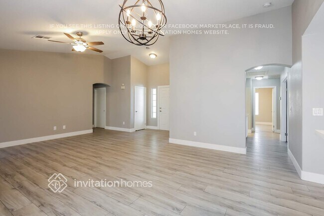 Photo - 5332 Acacia Grove St