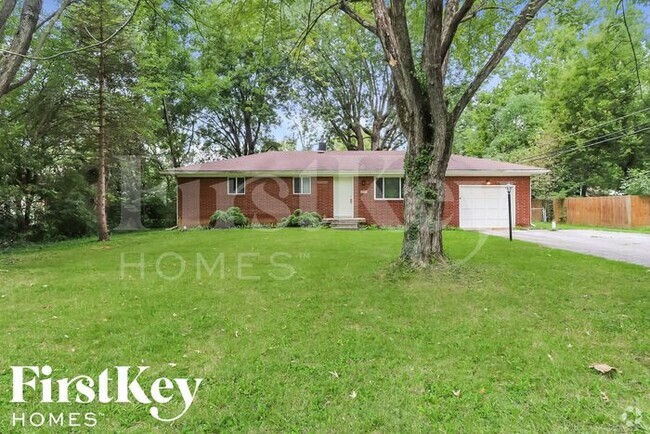 Building Photo - 5844 Sylvan Dr Rental