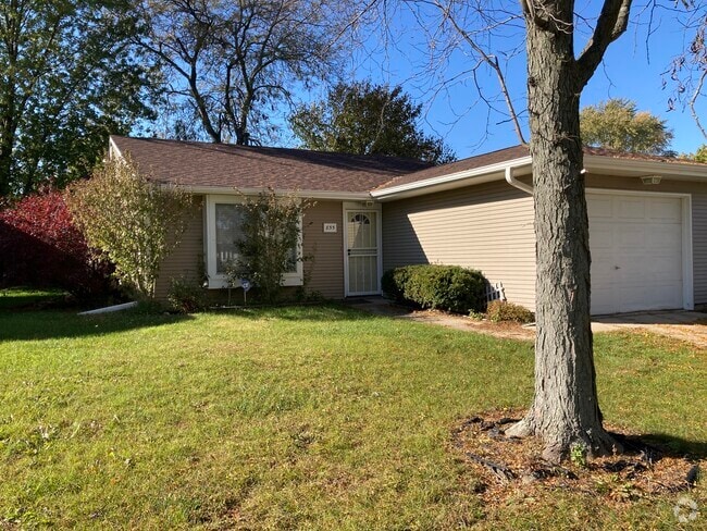 Building Photo - 855 Mulford Ln Rental