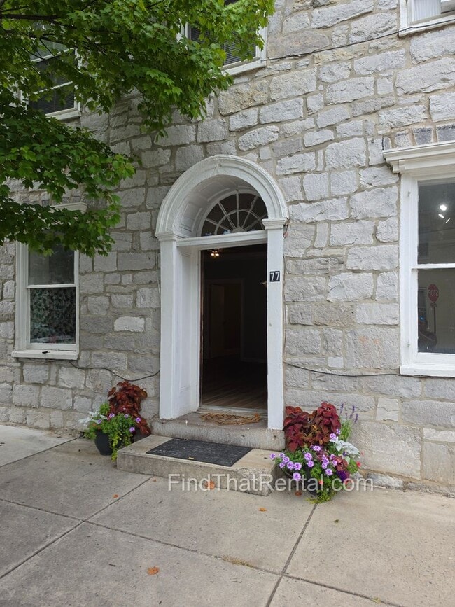 Photo - 102 N Bedford St Unidad 77 E Louther St, Carlisle, PA 17013
