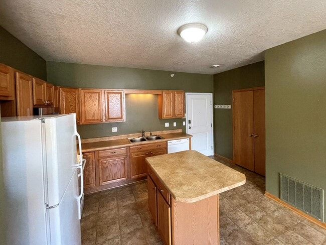 Photo - West Ames 1-Bedroom Condo - Garage Included