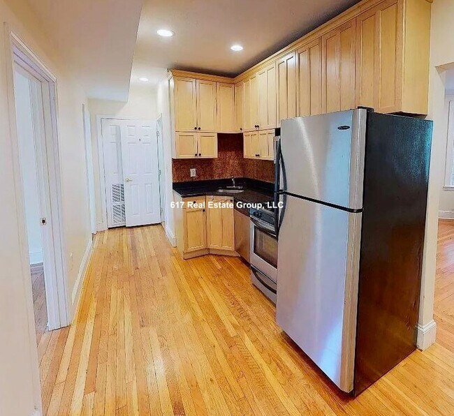 Photo - 73 Thatcher St Unit 302