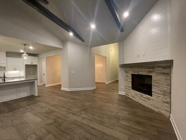 Photo - 1420 Florentine Rd House