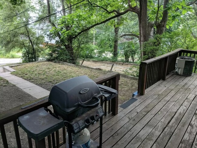 Photo - 223 E Maynard Ave