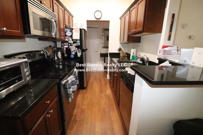 Photo - 50 Craigie St Unit 5