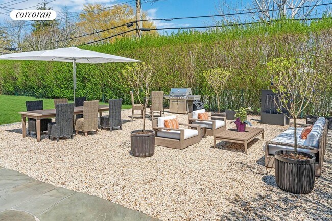 Photo - 148 Meeting House Ln